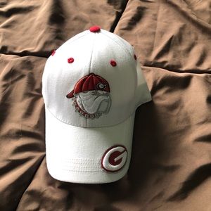 New with tags bulldogs stretch fit hat